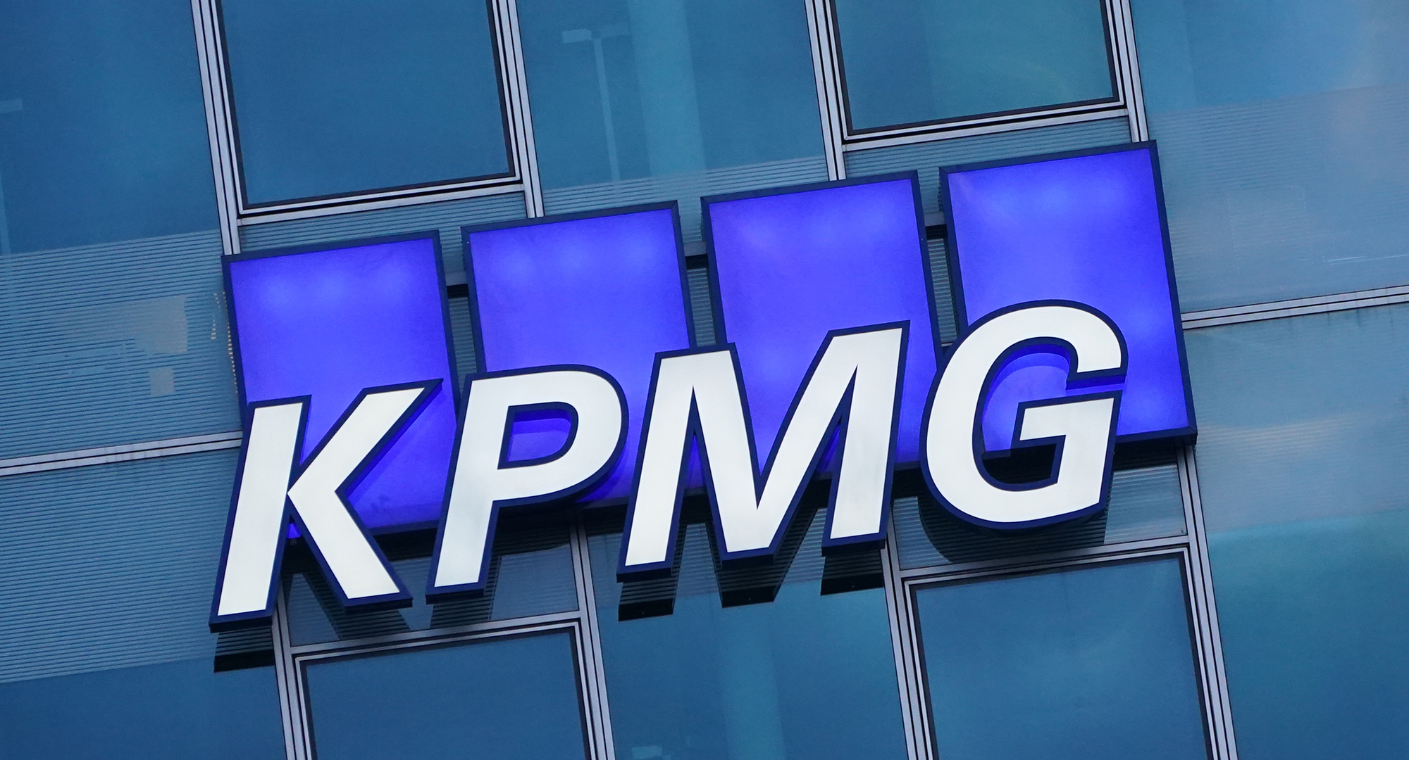 KPMG Canada mua NFT và tên miền ENS