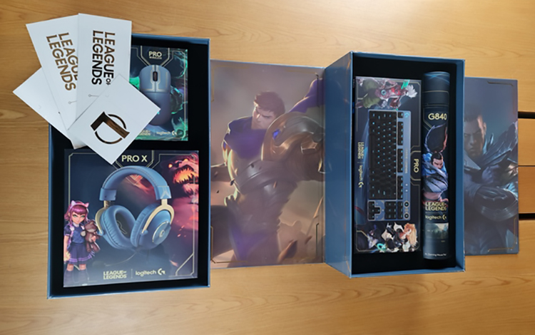 Riot Games kết hợp với Logitech ra mắt bộ sản phẩm Gaming Gear đẹp lung linh