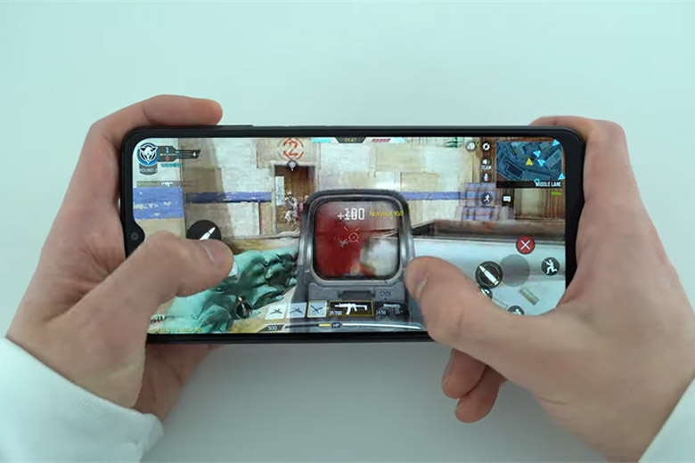 Trải nghiệm PUBG Mobile cùng Samsung Galaxy A53 5G: Chiếc điện thoại "ngon - bổ - rẻ" vừa ra mắt