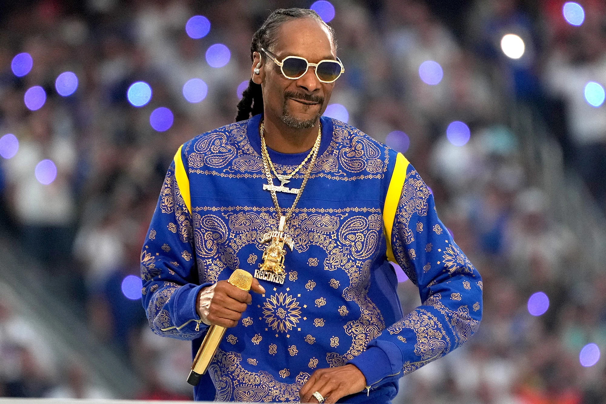 Rapper huyền thoại Snoop Dogg ra mắt bộ sưu tập NFT trên Cardano