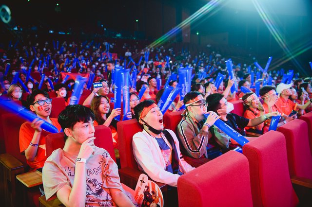 Khán giả ngây ngất với nụ cười của CĐV Esports tại SEA Games, hành trình tìm người chiến thắng có hồi kết