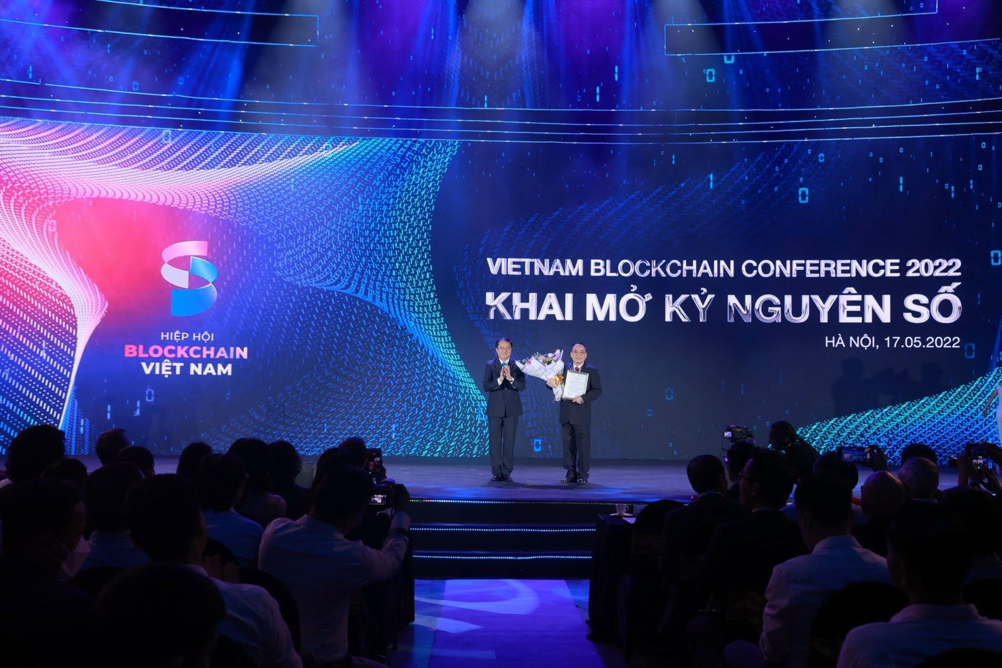 Miễn nhiễm Phó Chủ tịch Hiệp hội Blockchain Việt Nam vì vi phạm nghiêm trọng Điều lệ